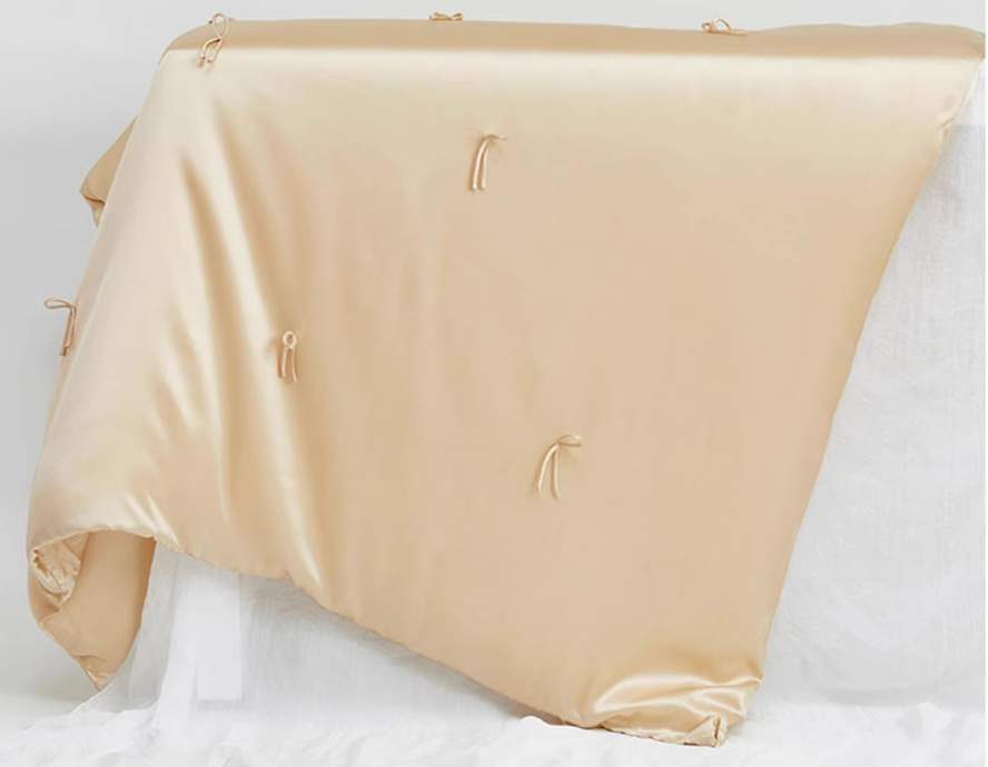 100% Mulberry Silk Coverless Duvet & Comforters