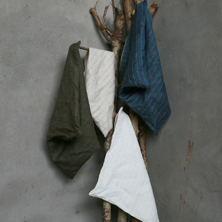 L. Plain Cushion Cover