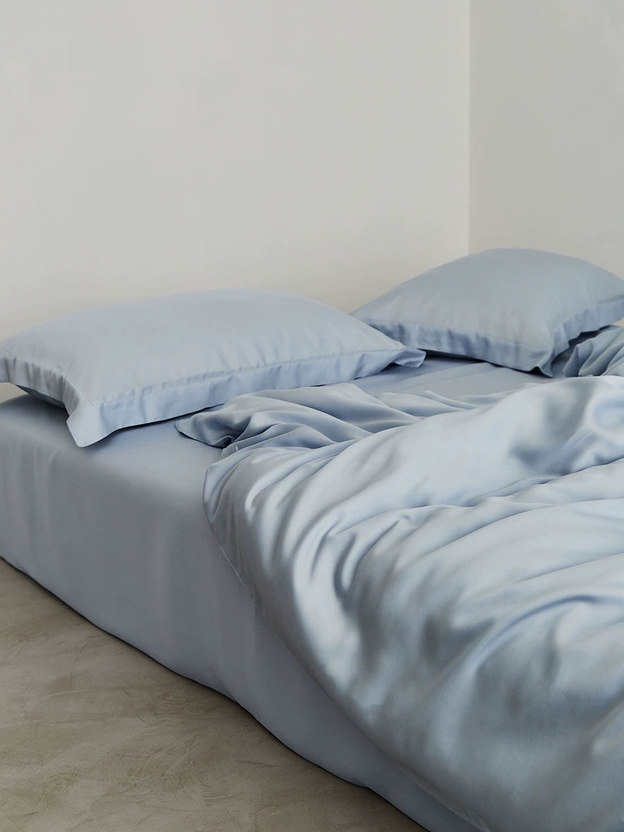 Tencel Duvet Cover Set with a pair of pillowes