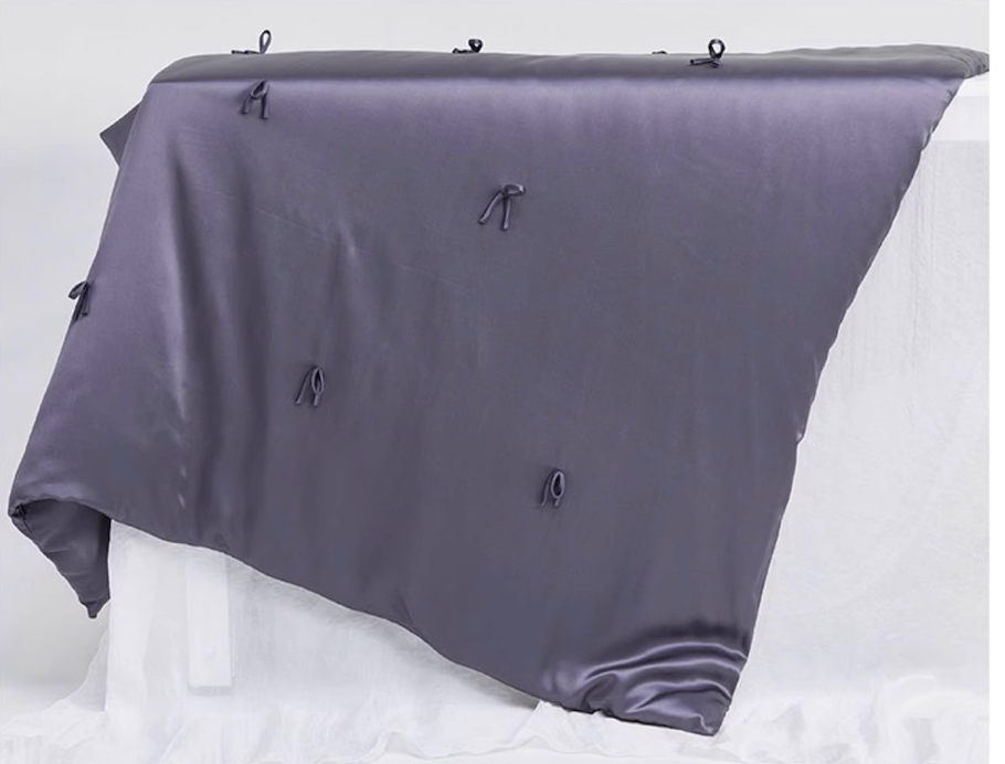 100% Mulberry Silk Coverless Duvet & Comforters