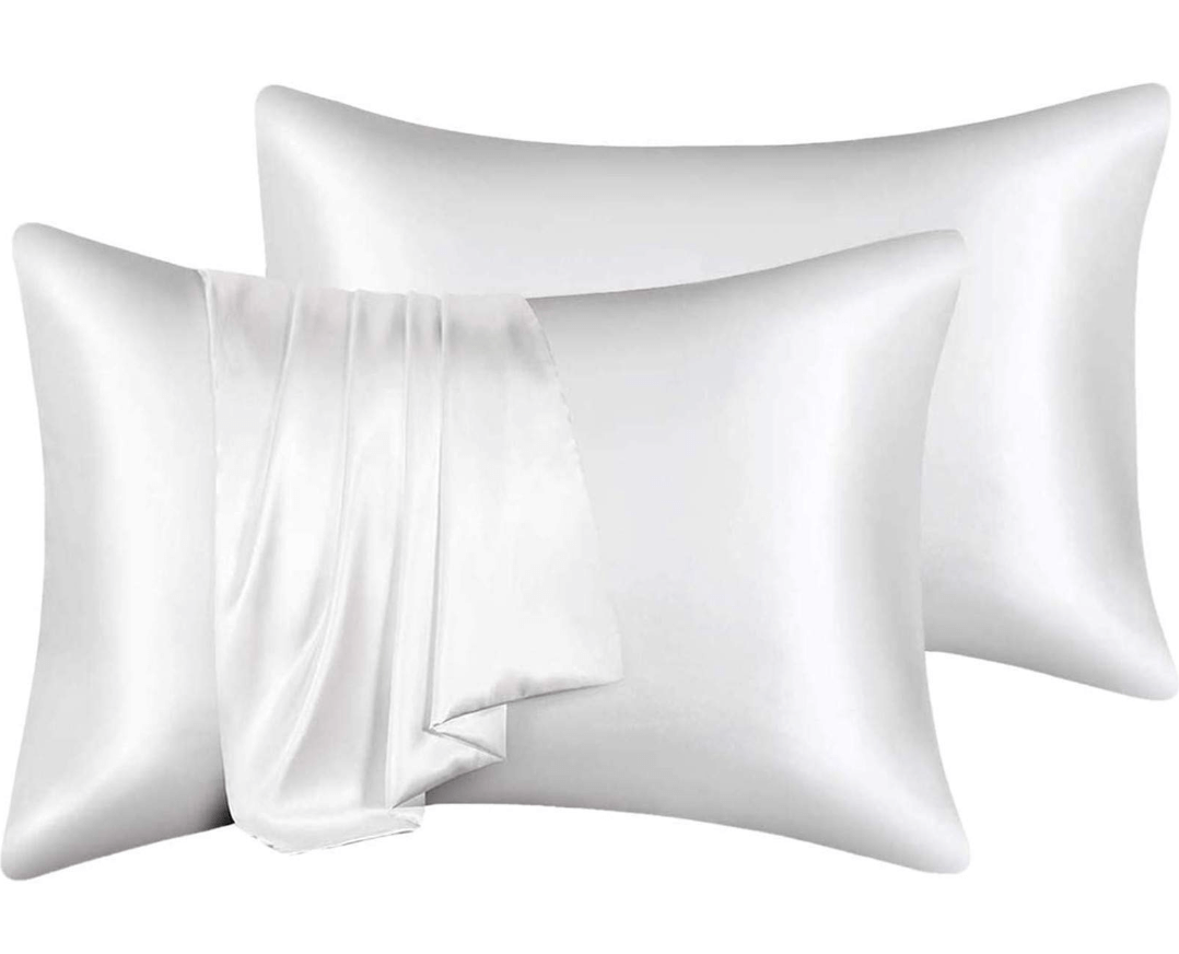 Silky Hypoallergenic Pillowcases * 2 Pack/ White