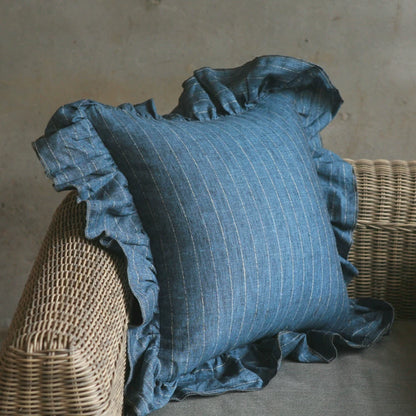 L.Wide Ruffle Cushion Cover